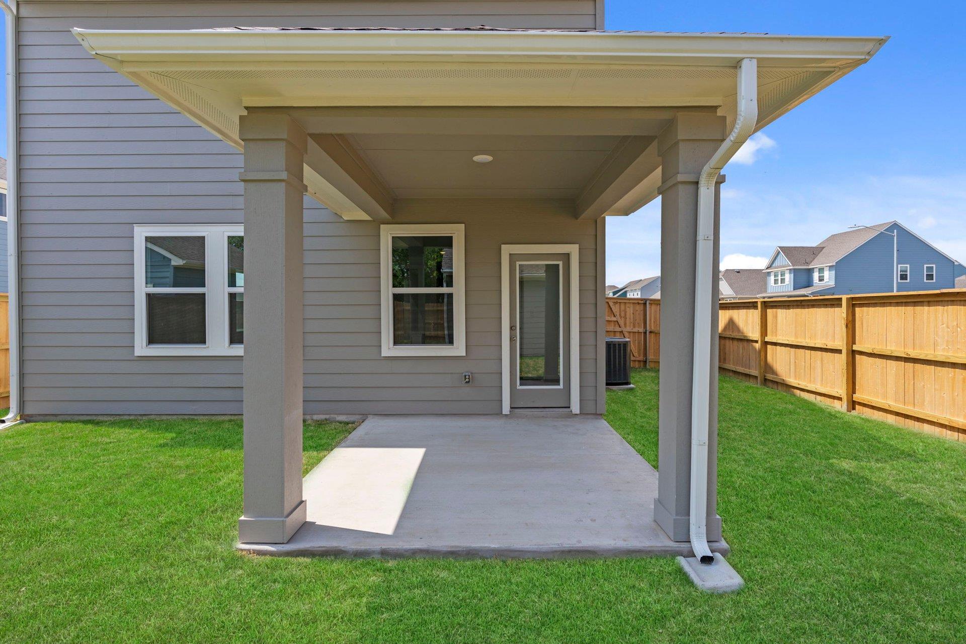 106 Pebblestream Pass Taylor TX 76574