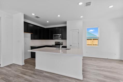 106 Pebblestream Pass Taylor TX 76574
