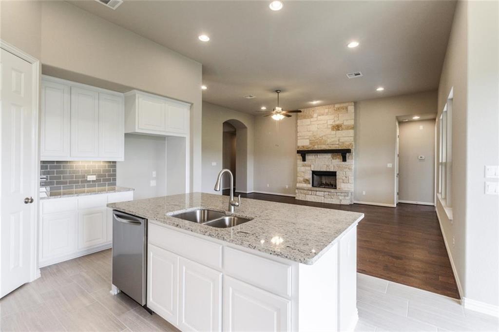 5117 Texas Bluebell Drive Spicewood TX 78669