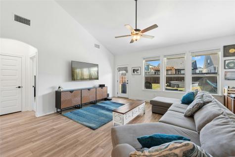 136 Banyon Drive Liberty Hill TX 78642