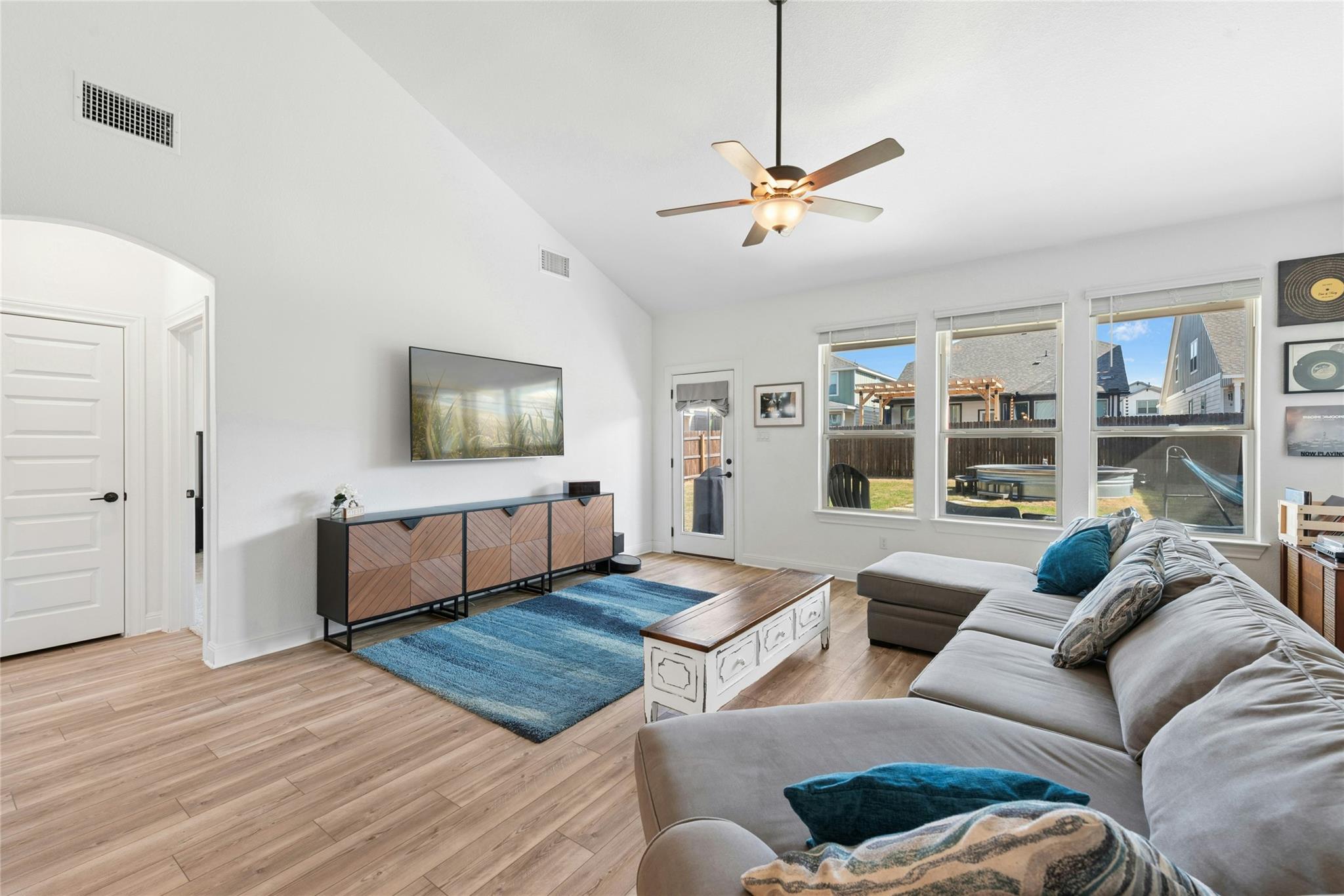 136 Banyon Drive Liberty Hill TX 78642