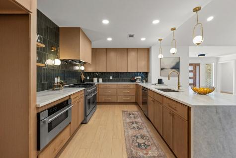 4008 Balcones Woods Drive Austin TX 78759