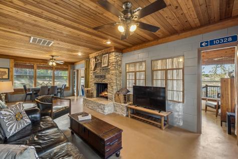 10328 W Darleen Drive Leander TX 78641