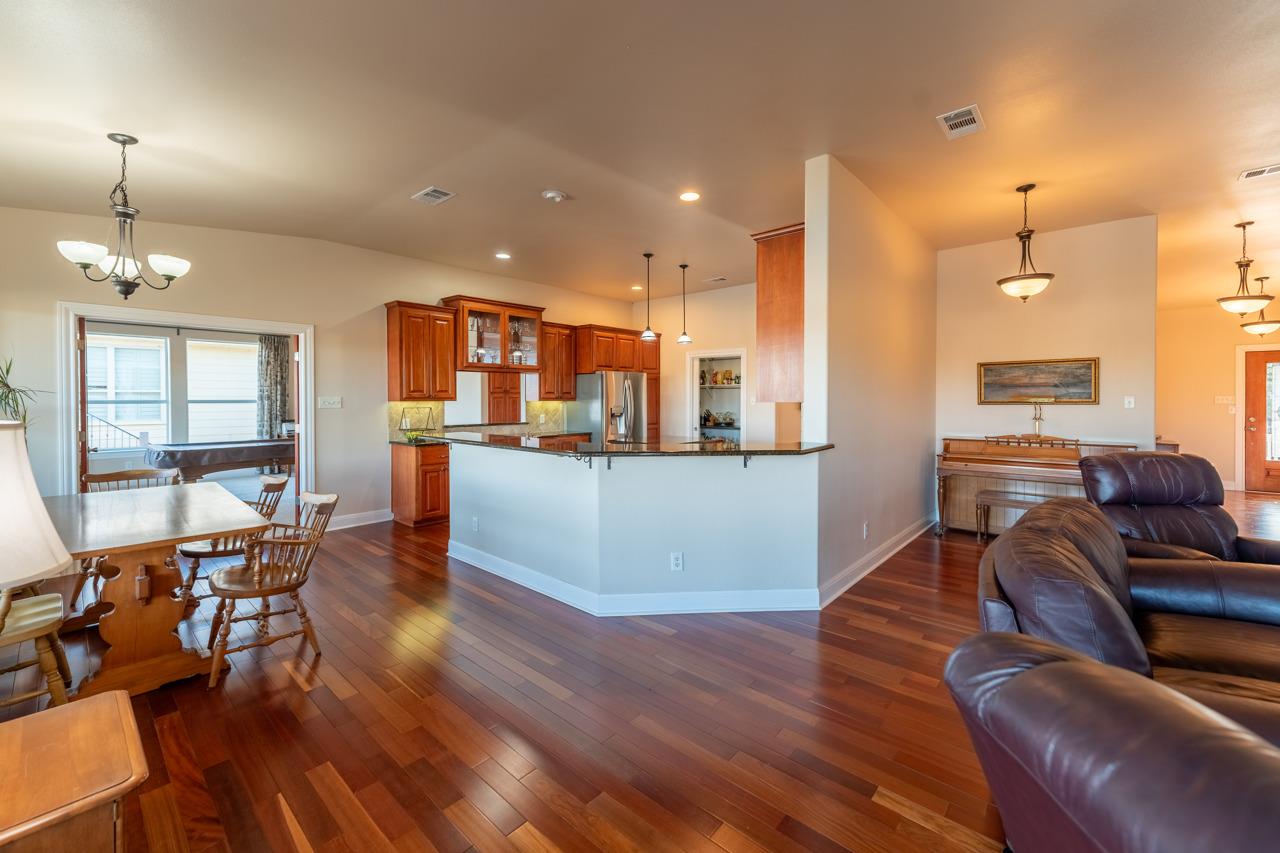 3506 Parliament Cove Lago Vista TX 78645