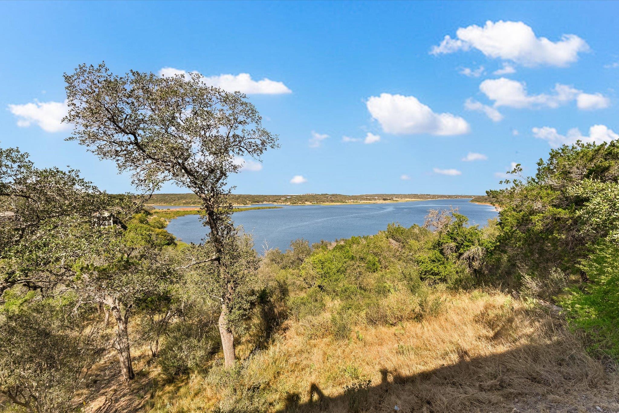 501 Coventry Road Spicewood TX 78669