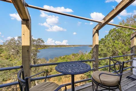 501 Coventry Road Spicewood TX 78669