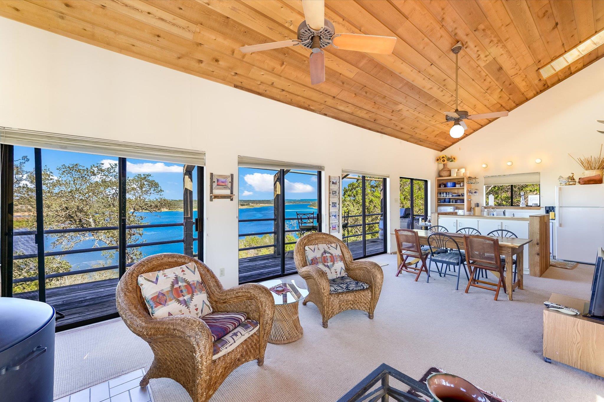 501 Coventry Road Spicewood TX 78669