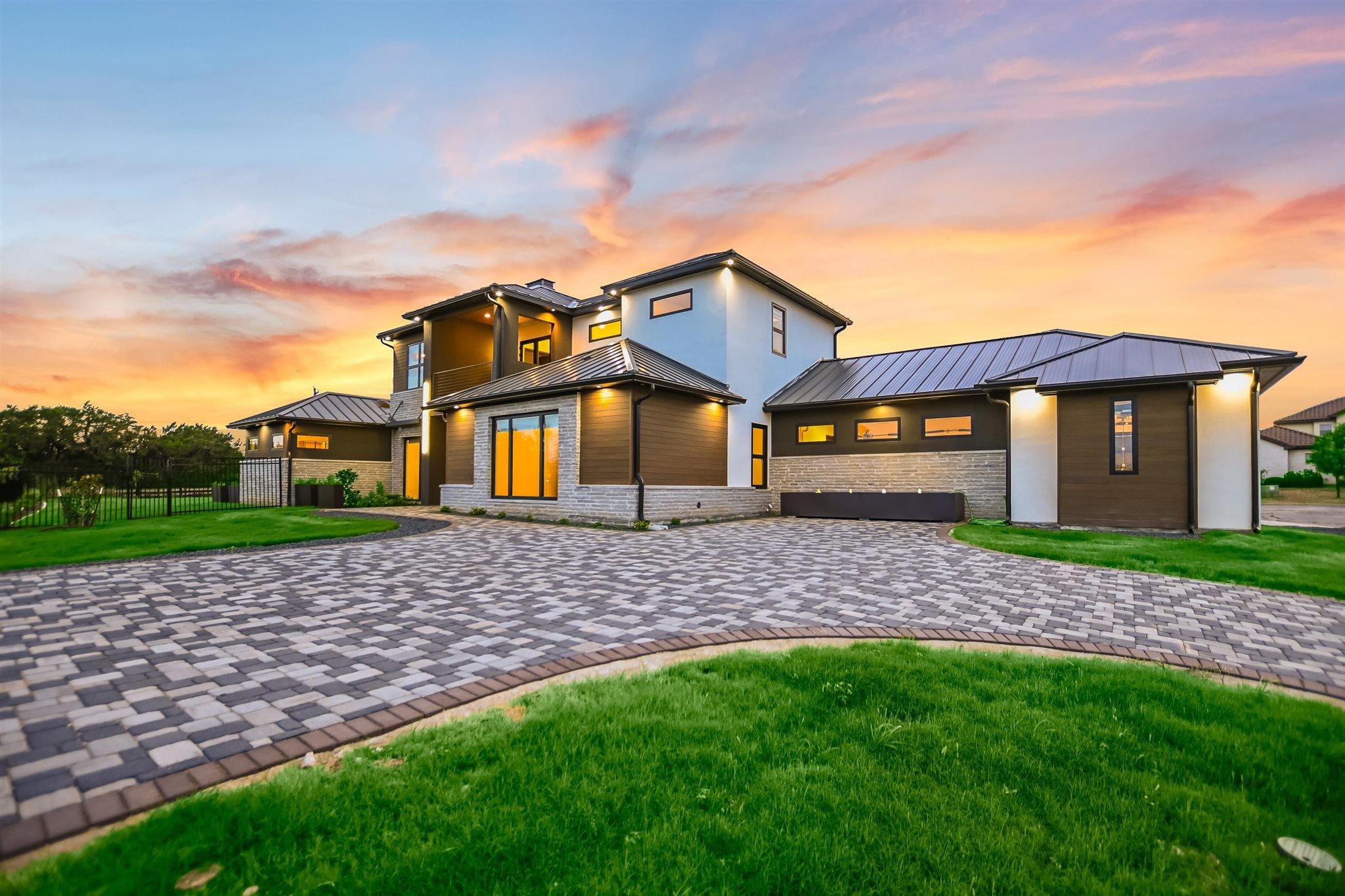 1806 Lauren Drive Spicewood TX 78669