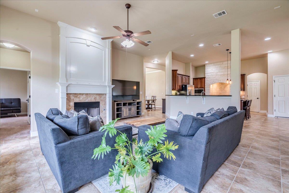 406 Ledge Stone Drive Austin TX 78737