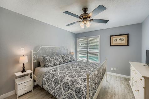 1121 Stoneoak Lane Austin TX 78745