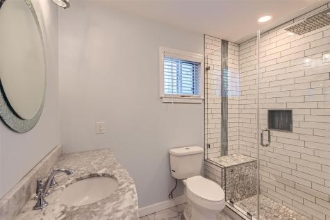 1121 Stoneoak Lane Austin TX 78745