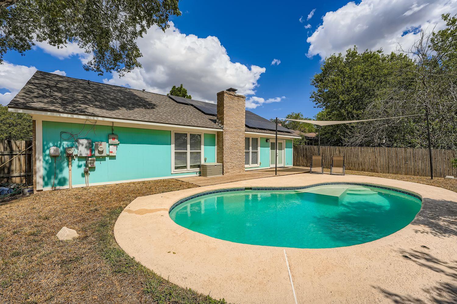 1121 Stoneoak Lane Austin TX 78745