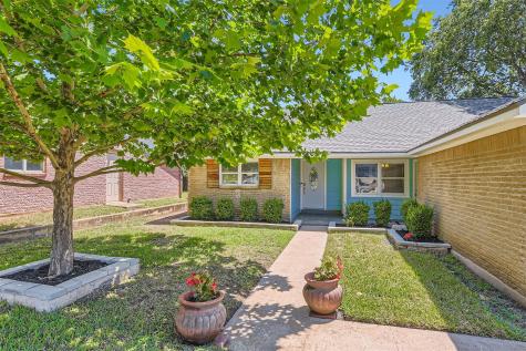 1121 Stoneoak Lane Austin TX 78745