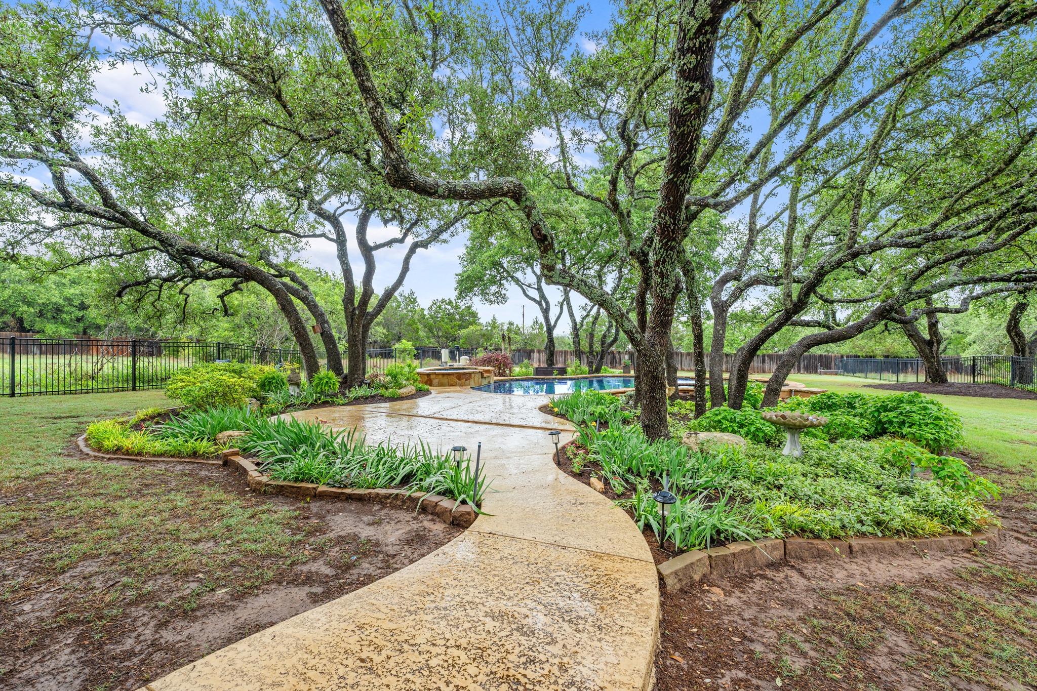 241 Onion Creek Lane Driftwood TX 78619