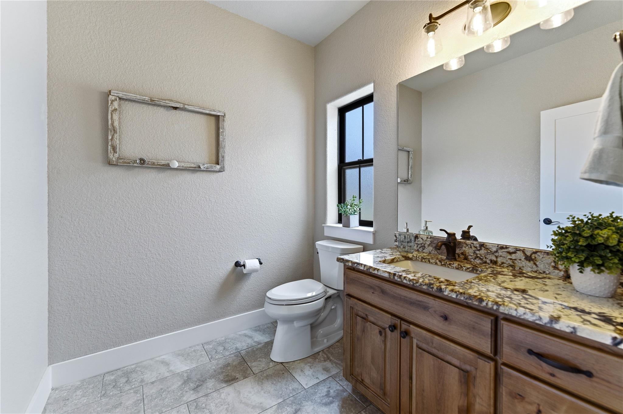203 Champions (TWO Homes) Boulevard La Vernia TX 78121