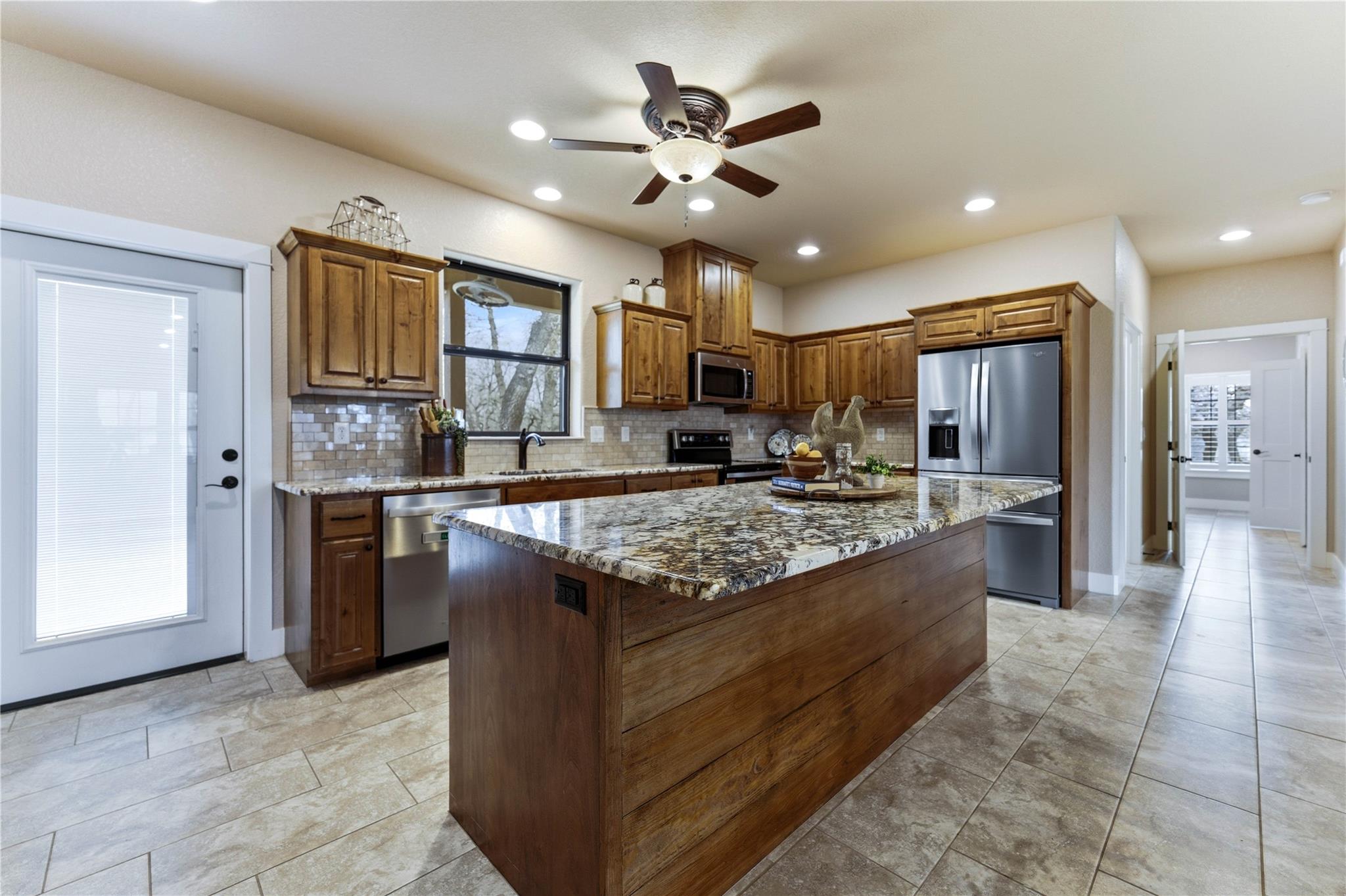 203 Champions (TWO Homes) Boulevard La Vernia TX 78121