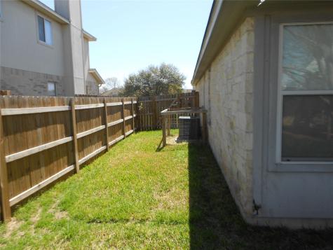 701 Los Robles Road Leander TX 78641