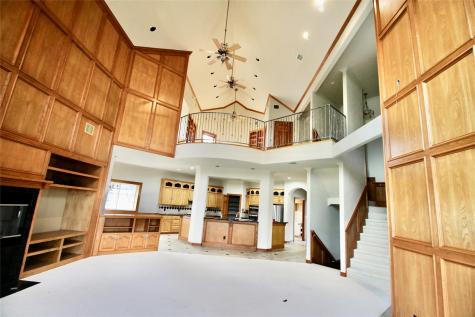 20704 E Lakeshore Drive Spicewood TX 78669