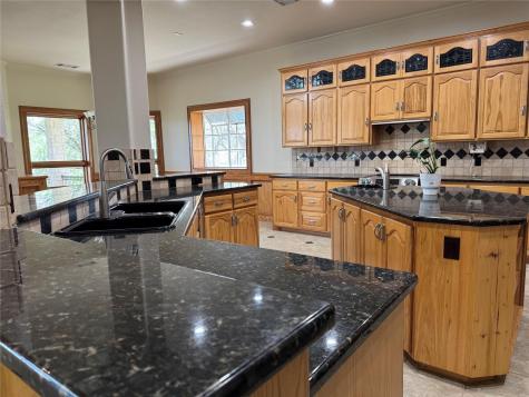 20704 E Lakeshore Drive Spicewood TX 78669