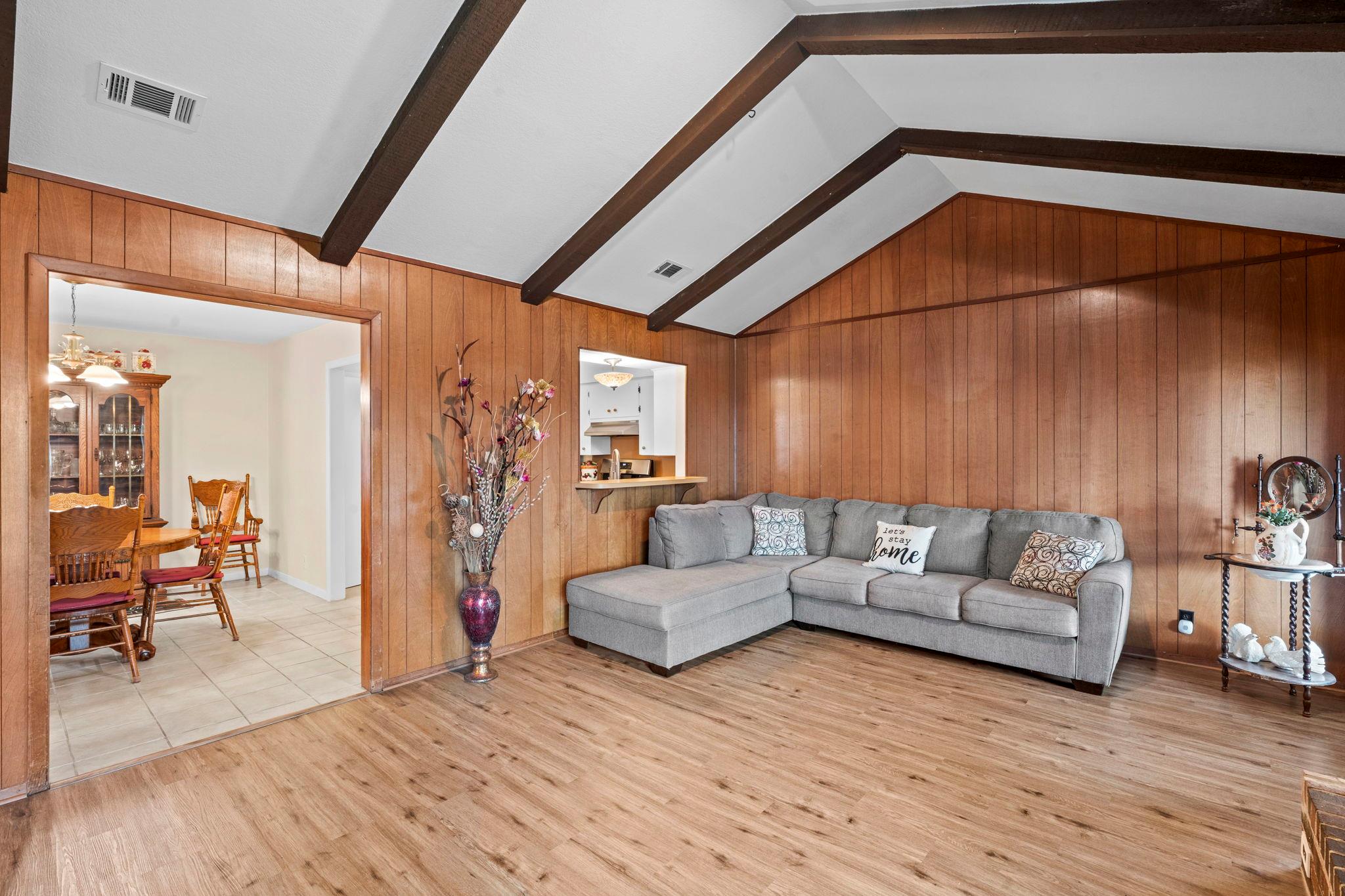 716 Buckingham Place Austin TX 78745