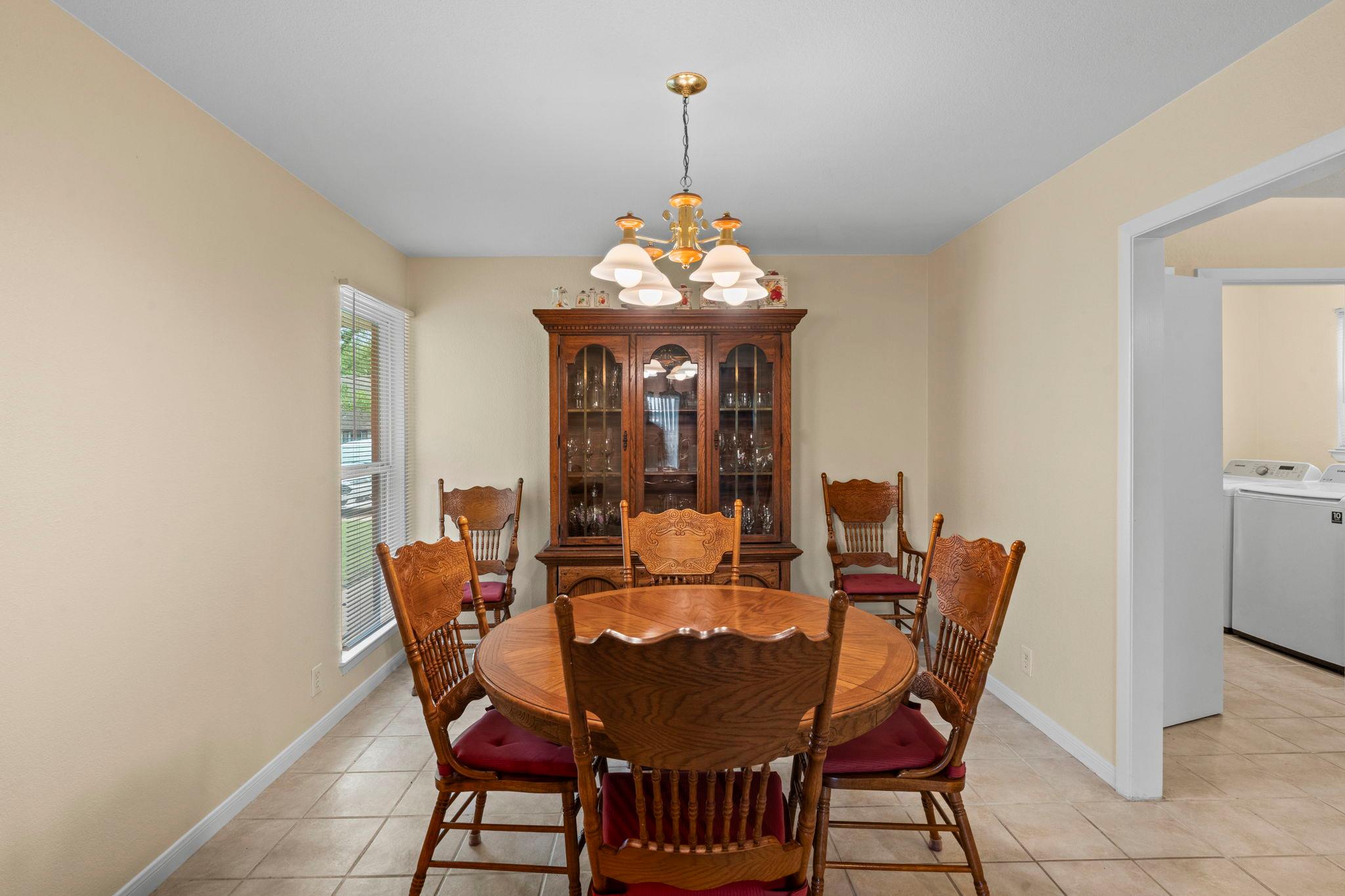 716 Buckingham Place Austin TX 78745