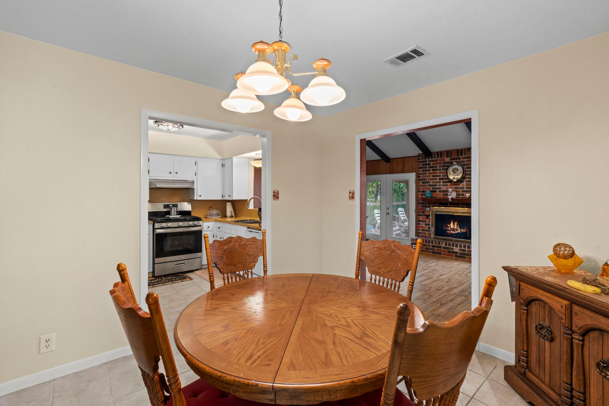 716 Buckingham Place Austin TX 78745