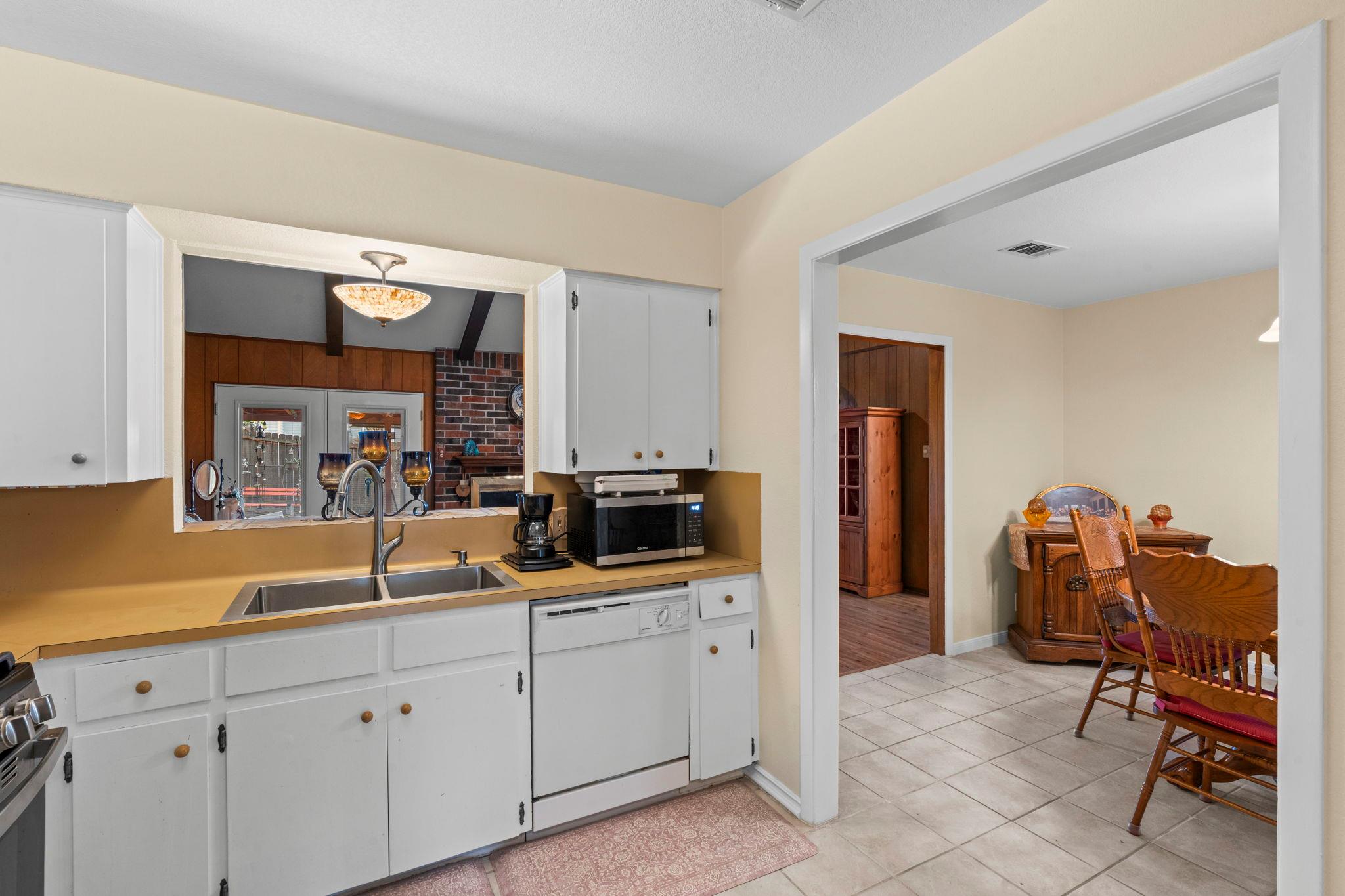 716 Buckingham Place Austin TX 78745