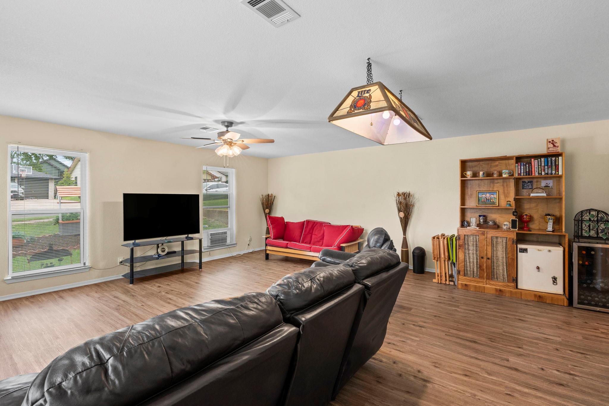 716 Buckingham Place Austin TX 78745
