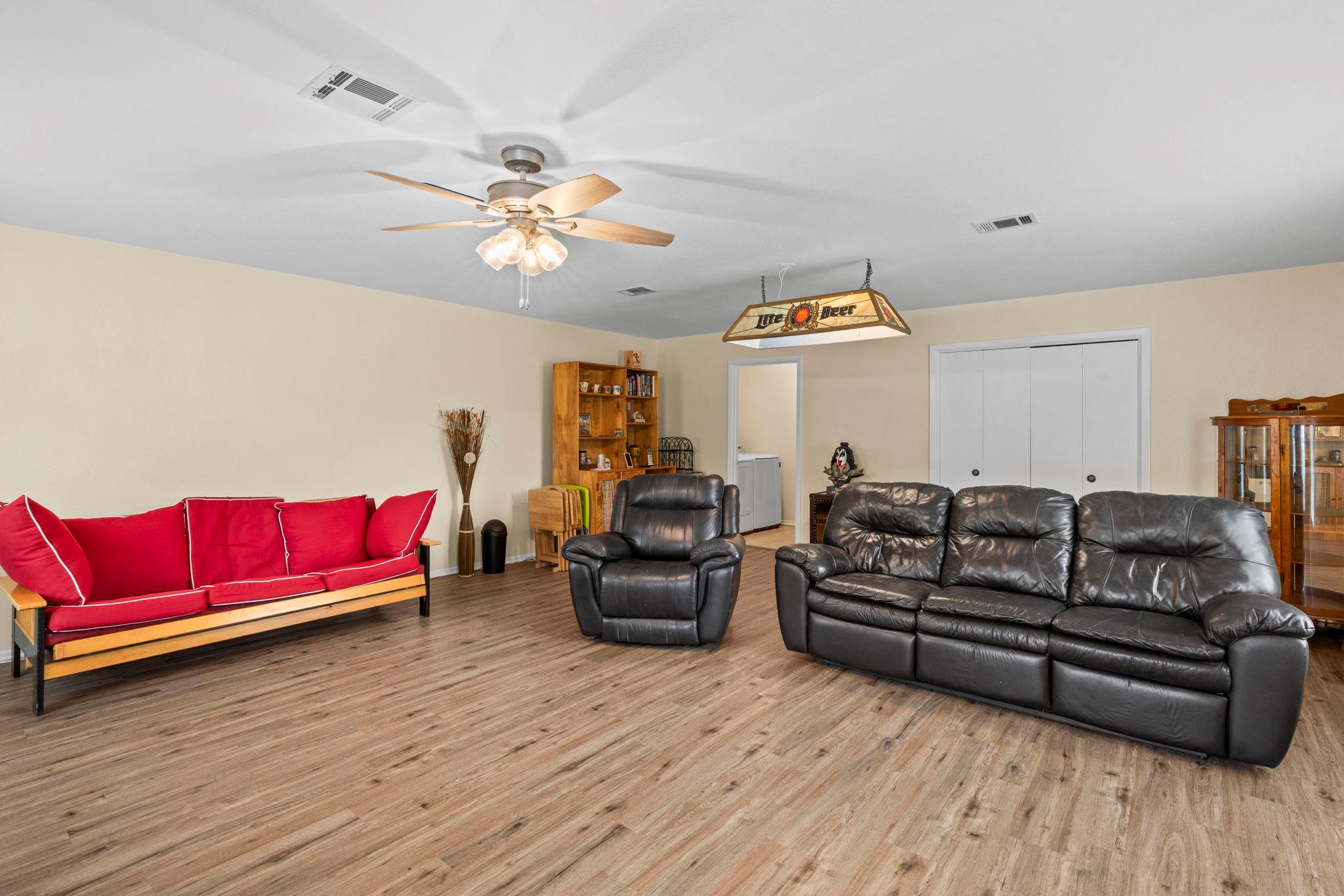 716 Buckingham Place Austin TX 78745