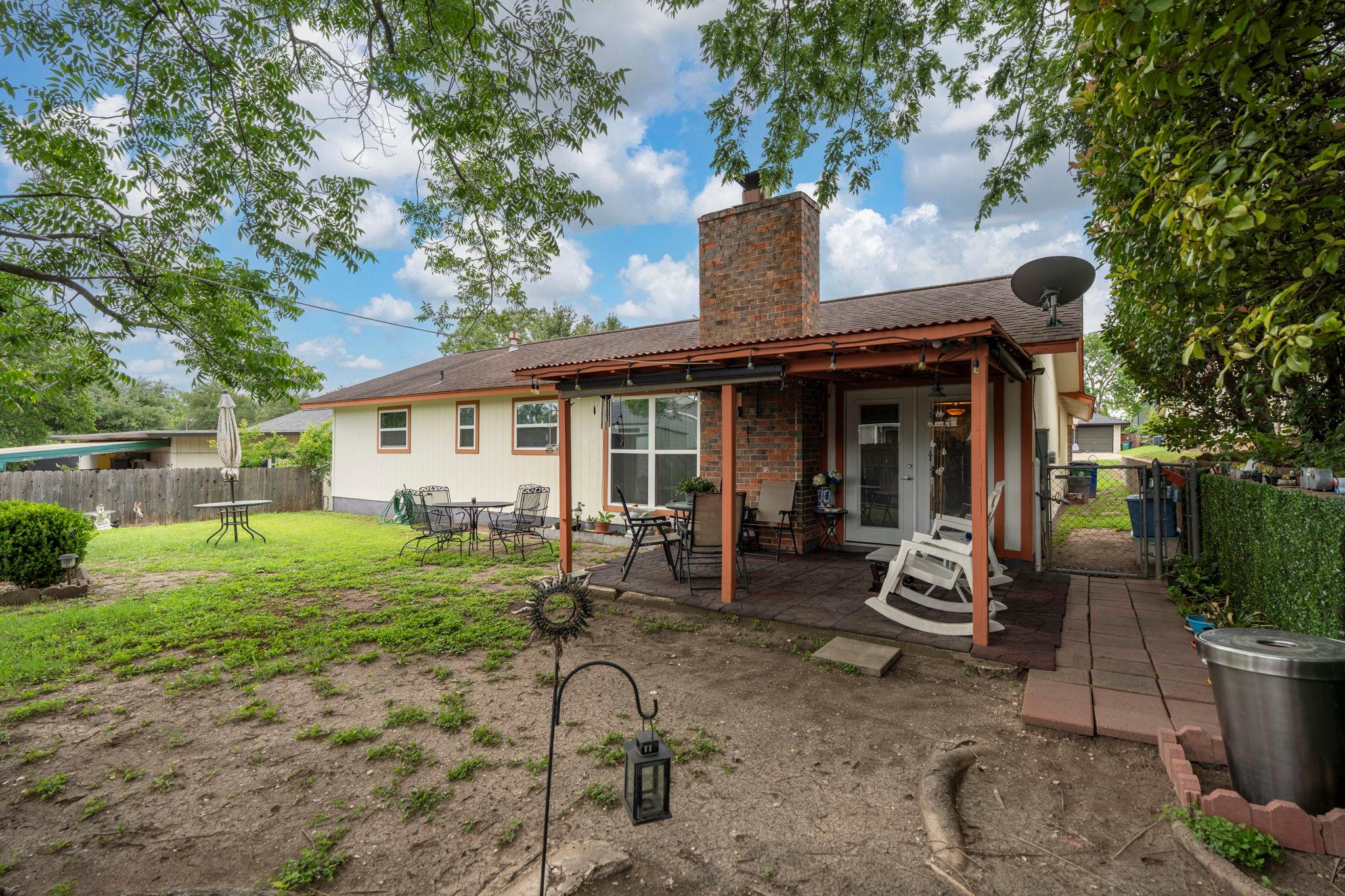716 Buckingham Place Austin TX 78745
