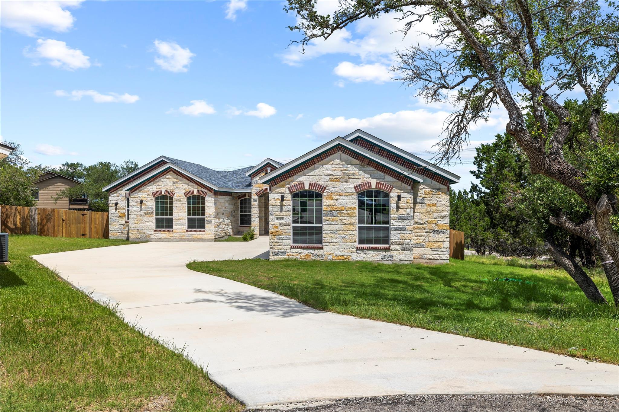 3706 Austin Cove Lago Vista TX 78645