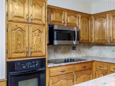 704 Enfield Road Rockdale TX 76567