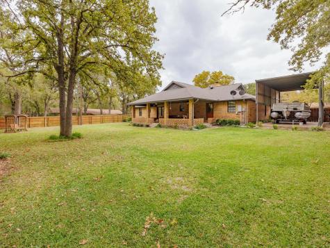 704 Enfield Road Rockdale TX 76567
