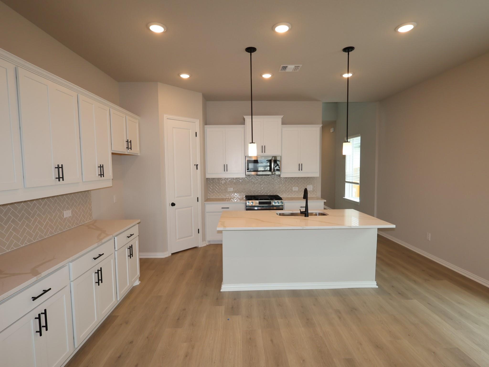 185 Grayson Elm Pass Dripping Springs TX 78620