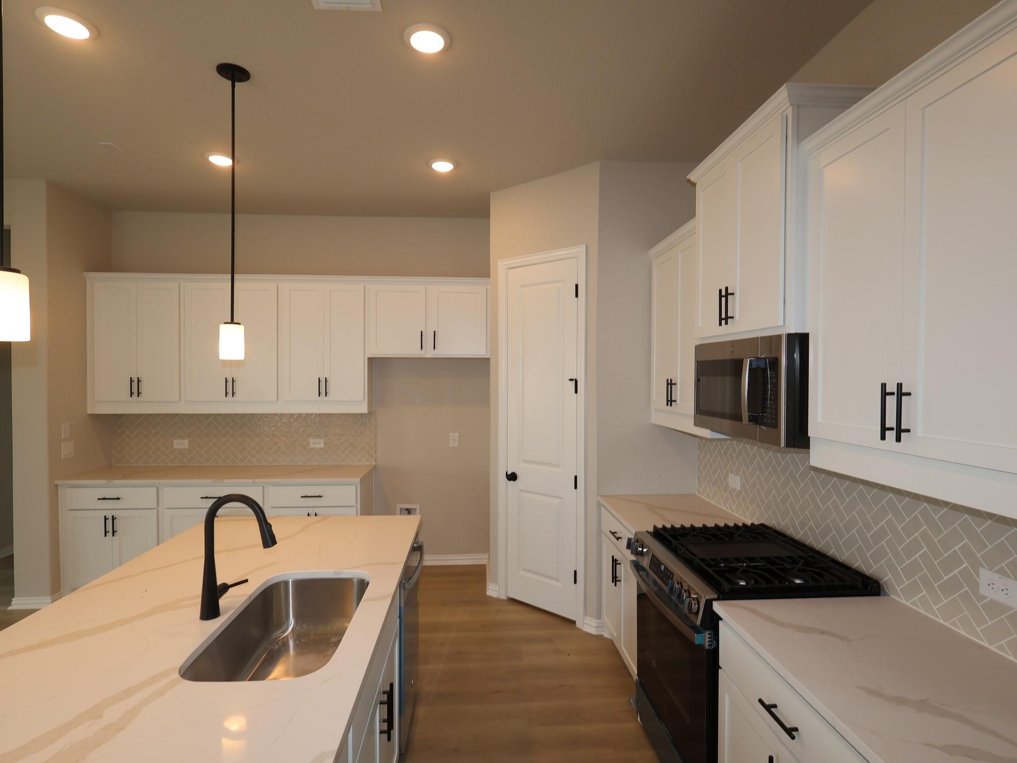 185 Grayson Elm Pass Dripping Springs TX 78620