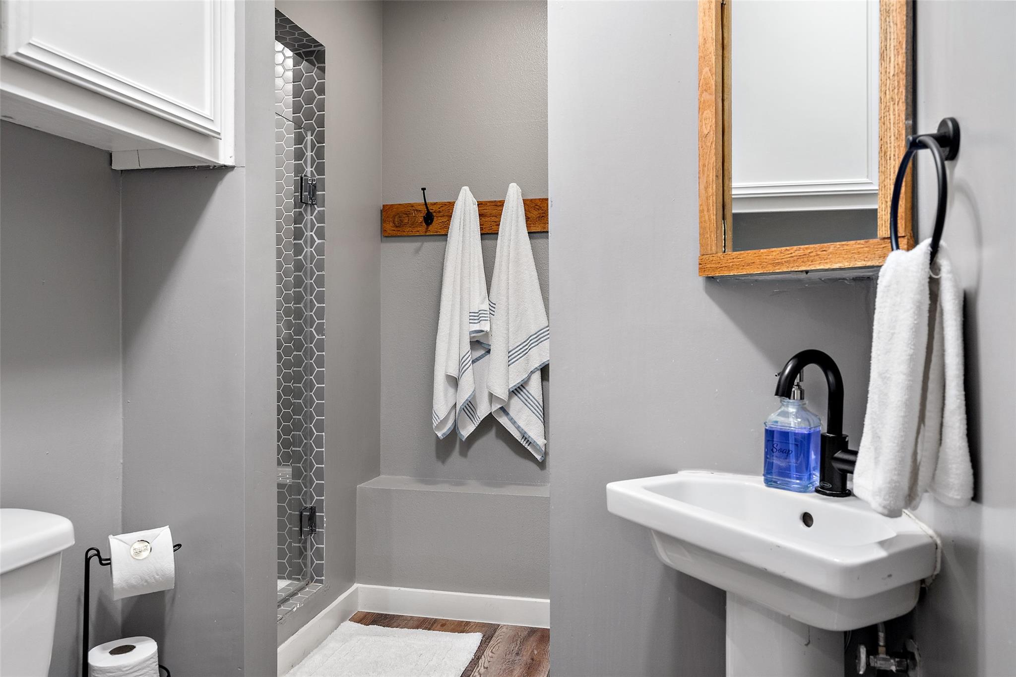 106 Center Cove Ii Loop Spicewood TX 78669