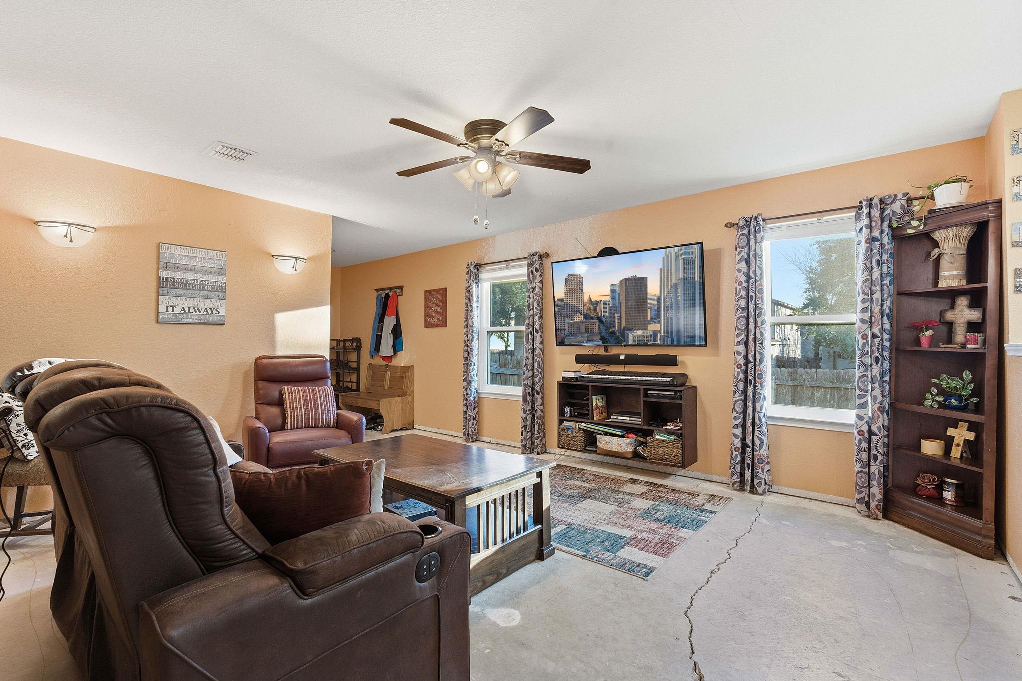 5628 SE Sunday Silence Drive Del Valle TX 78617
