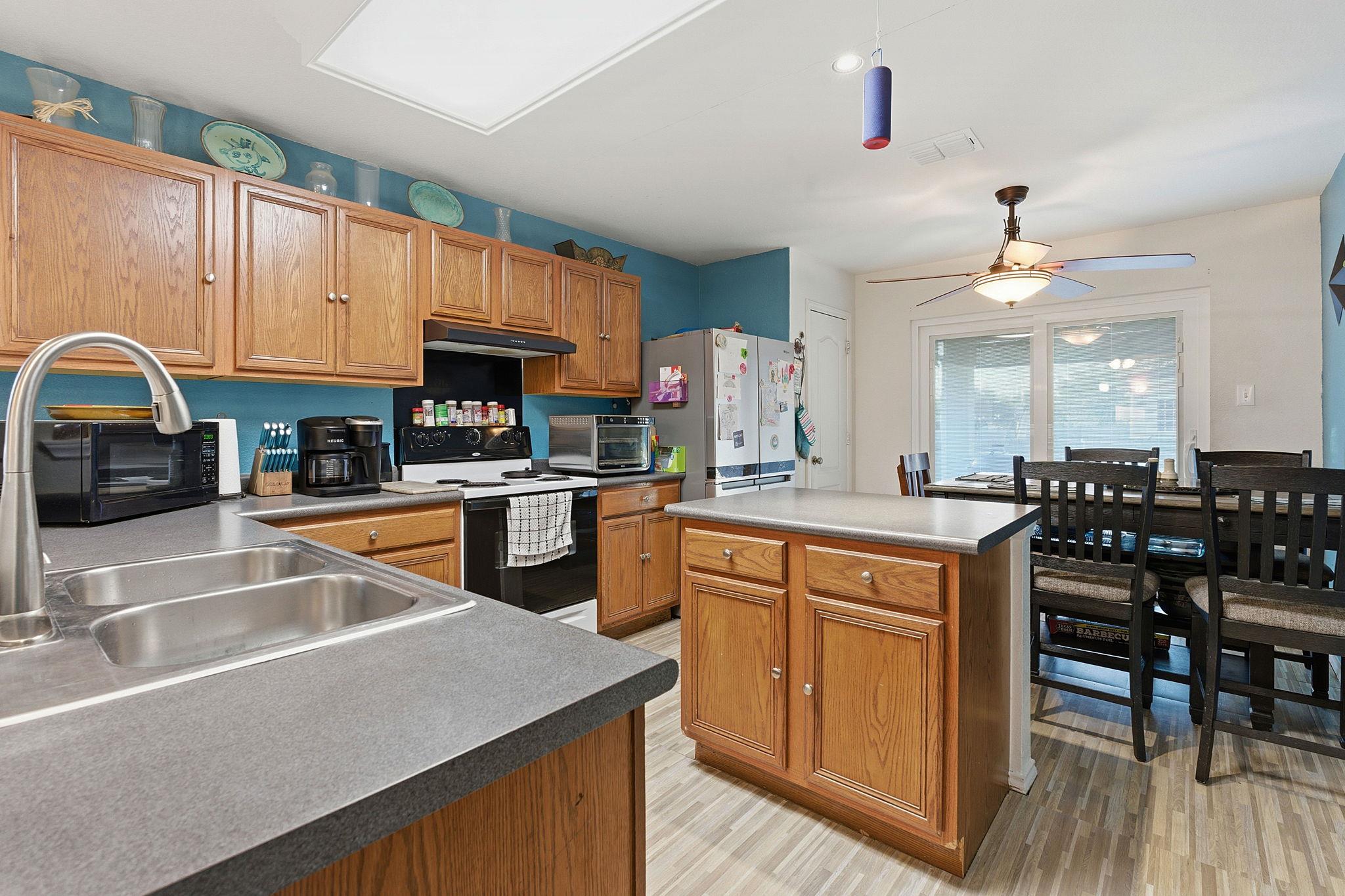 5628 SE Sunday Silence Drive Del Valle TX 78617