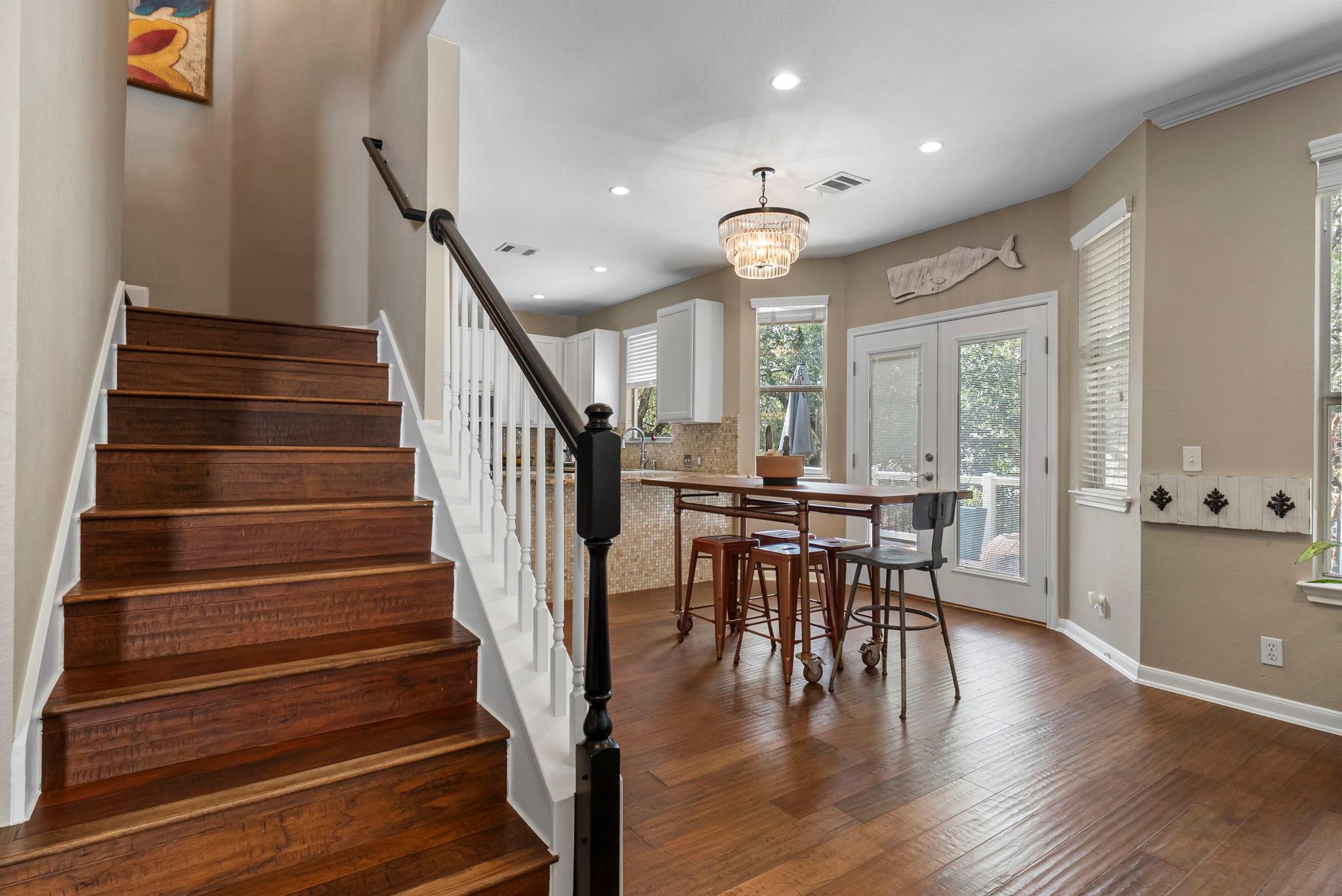 4104 Seldalia Trail Austin TX 78732