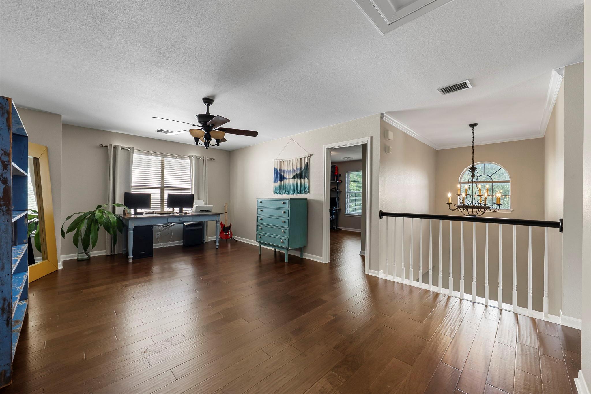 4104 Seldalia Trail Austin TX 78732