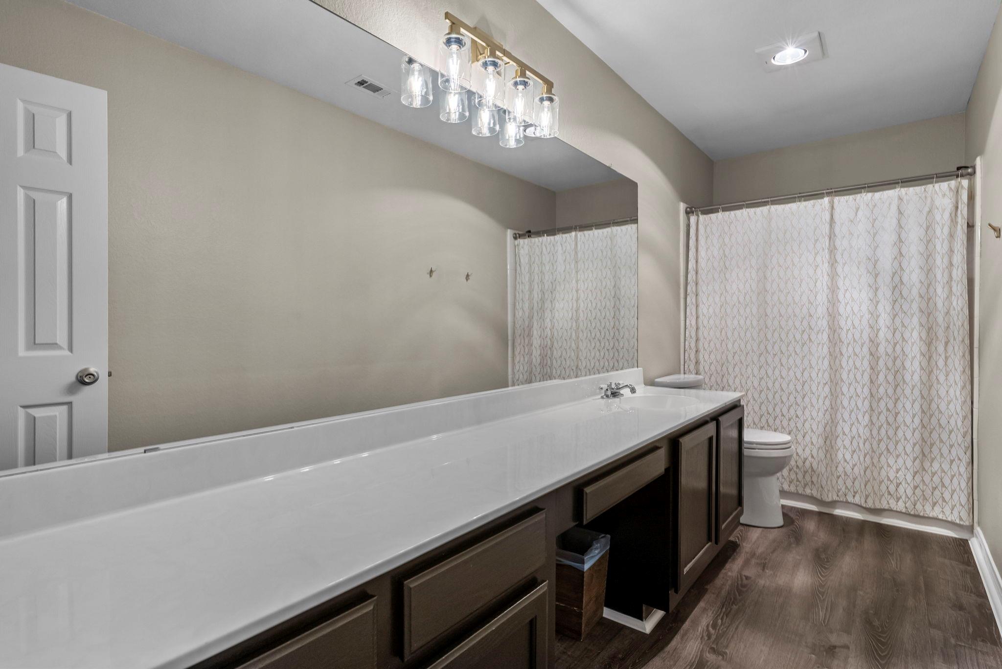 4104 Seldalia Trail Austin TX 78732
