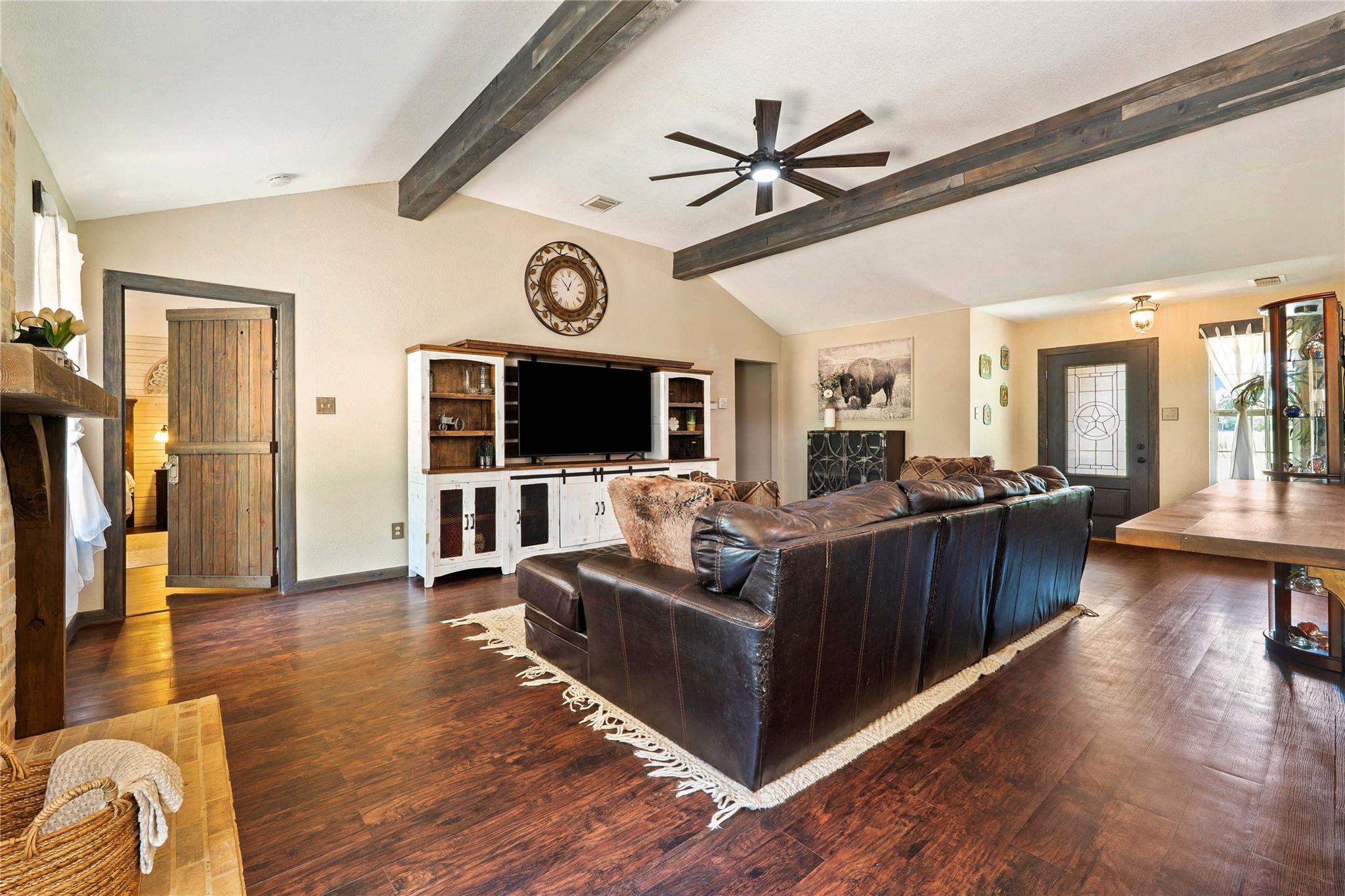 372 Hidden Oaks Drive Elgin TX 78621