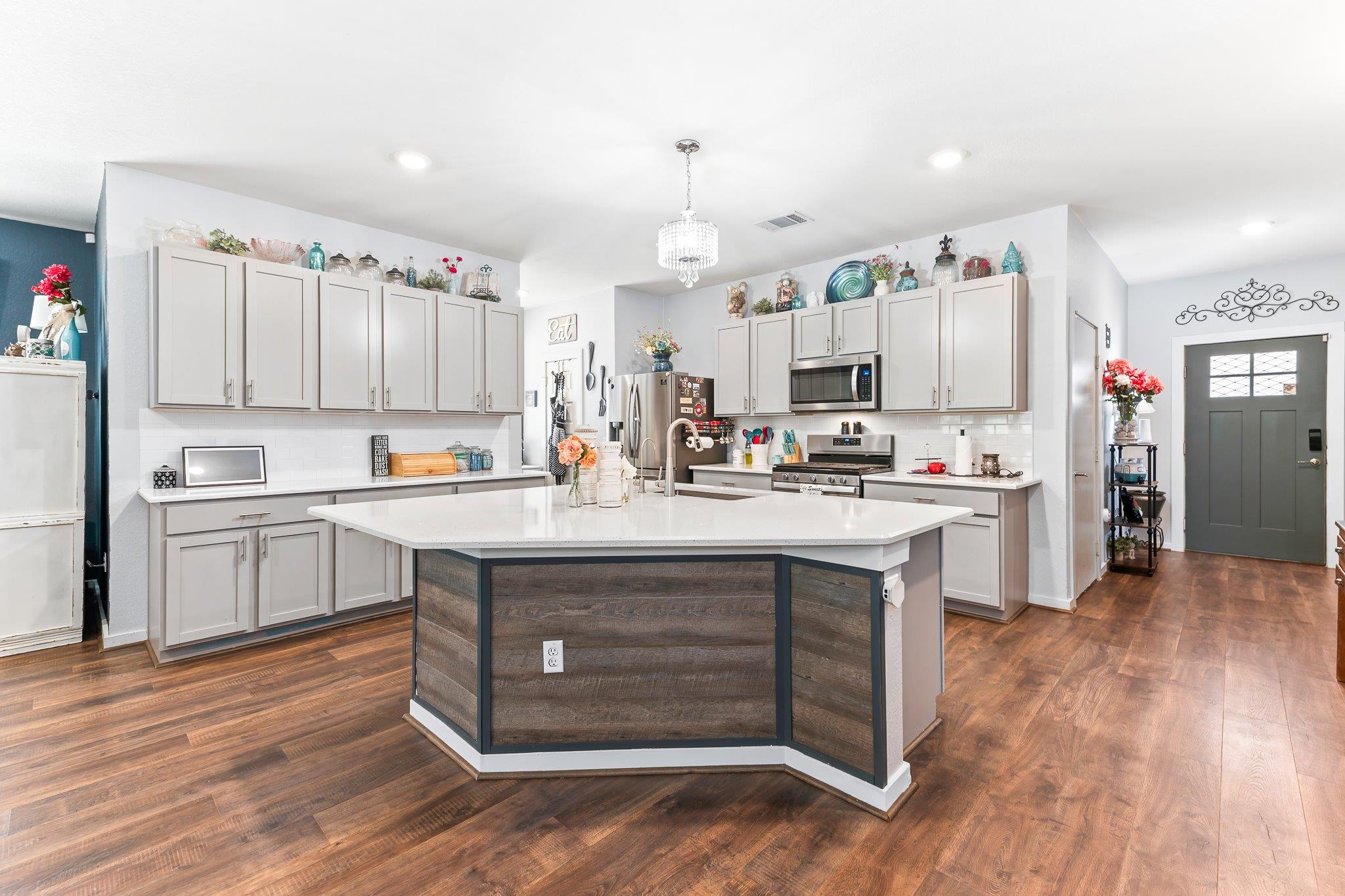 204 Florenz Lane Georgetown TX 78628