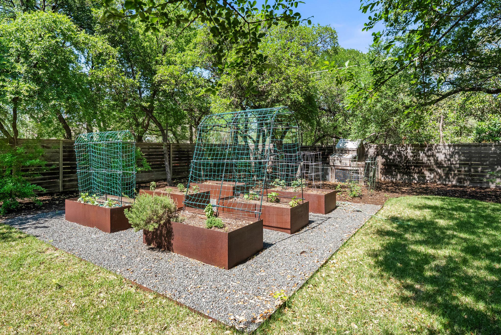3 Chris Cove Austin TX 78746