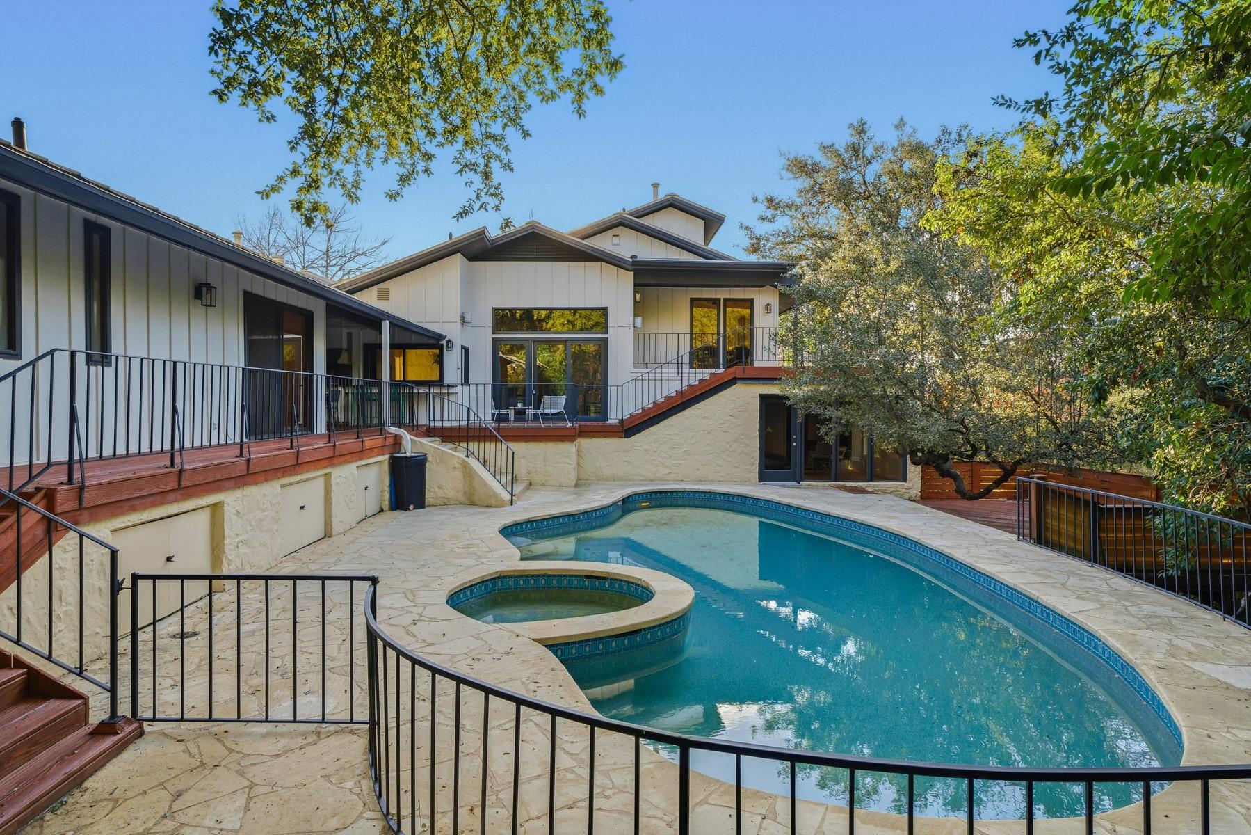 2609 Maria Anna Road Austin TX 78703