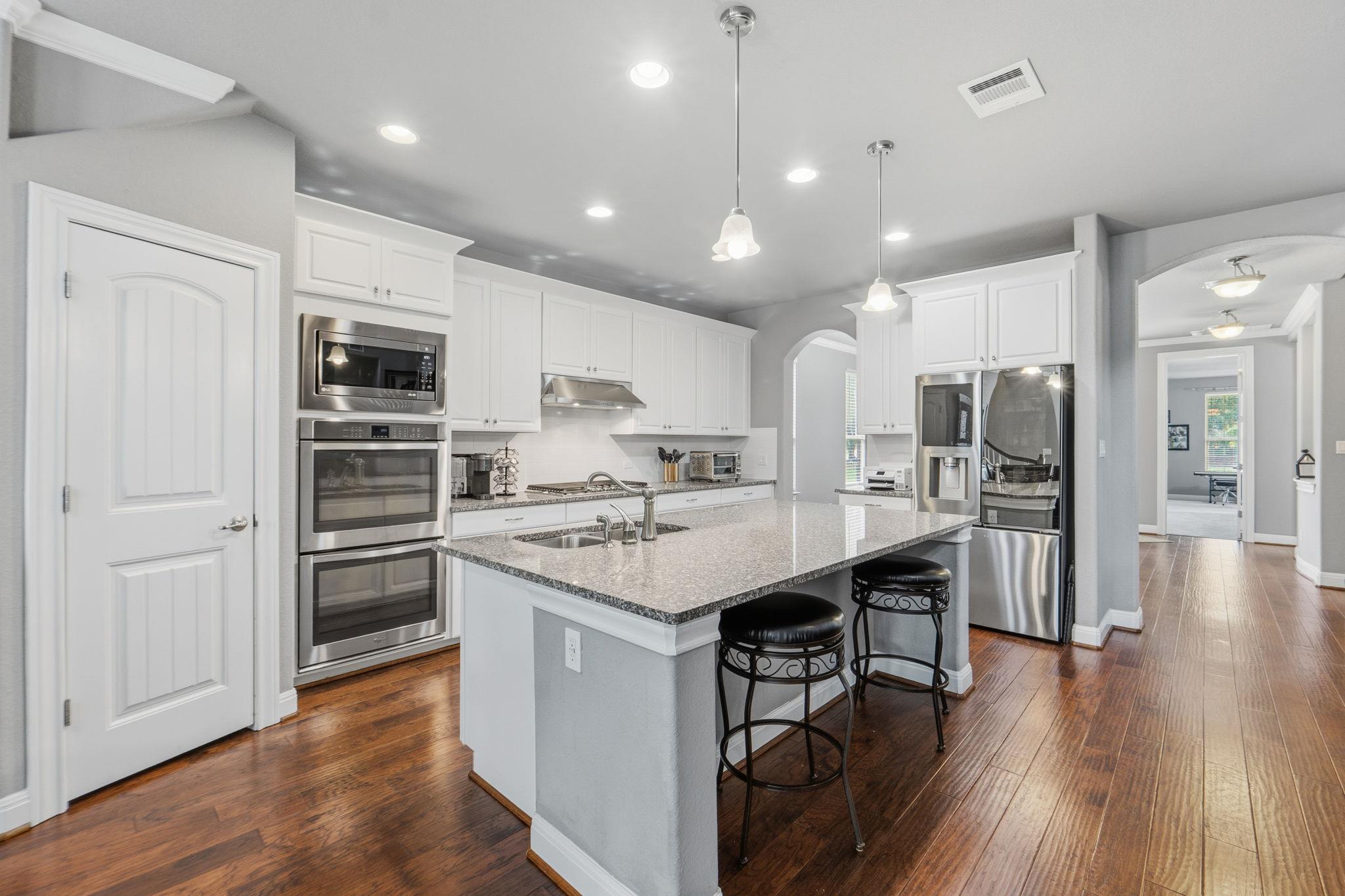 4229 Valley Oaks Drive Leander TX 78641