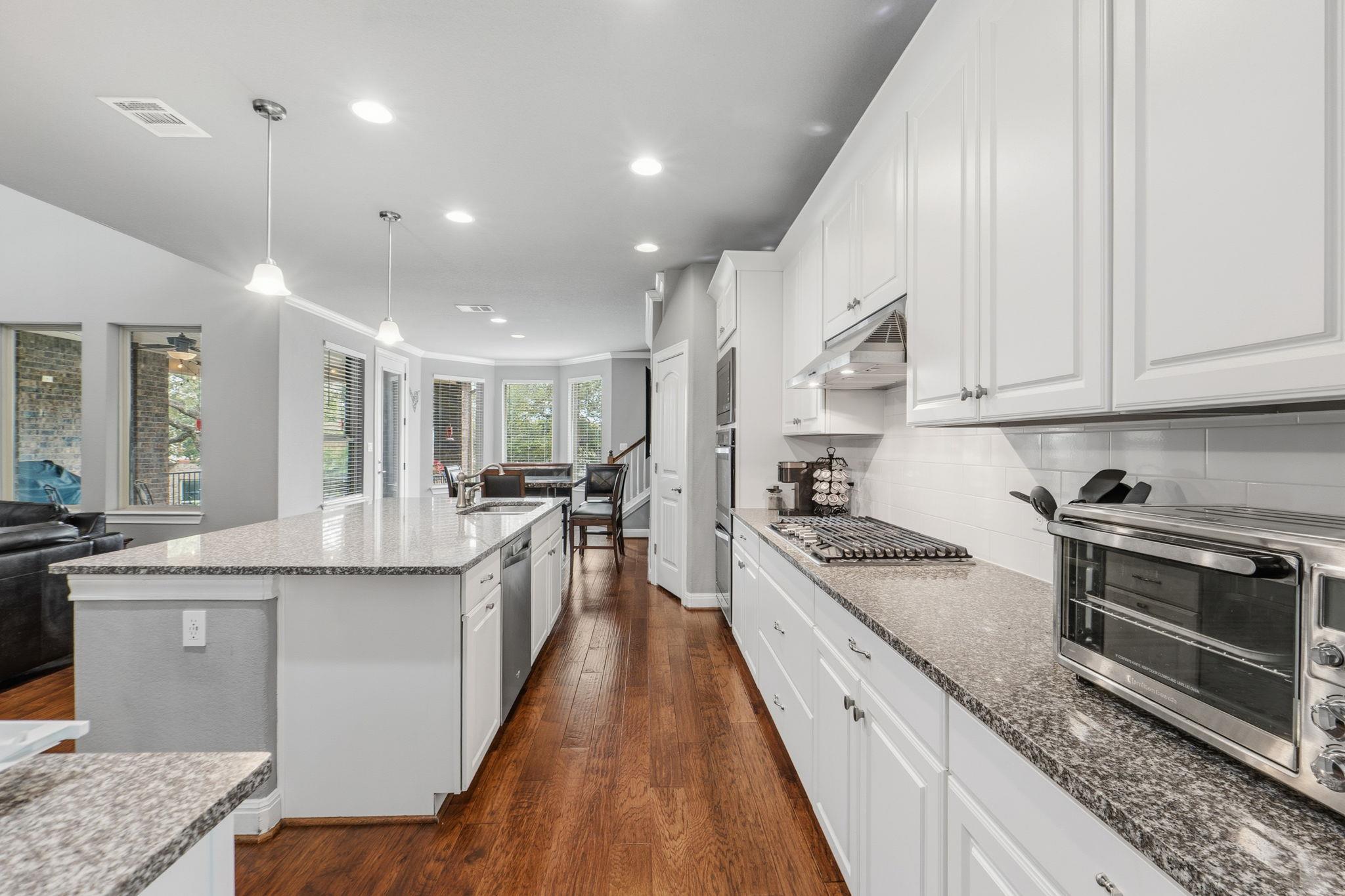 4229 Valley Oaks Drive Leander TX 78641