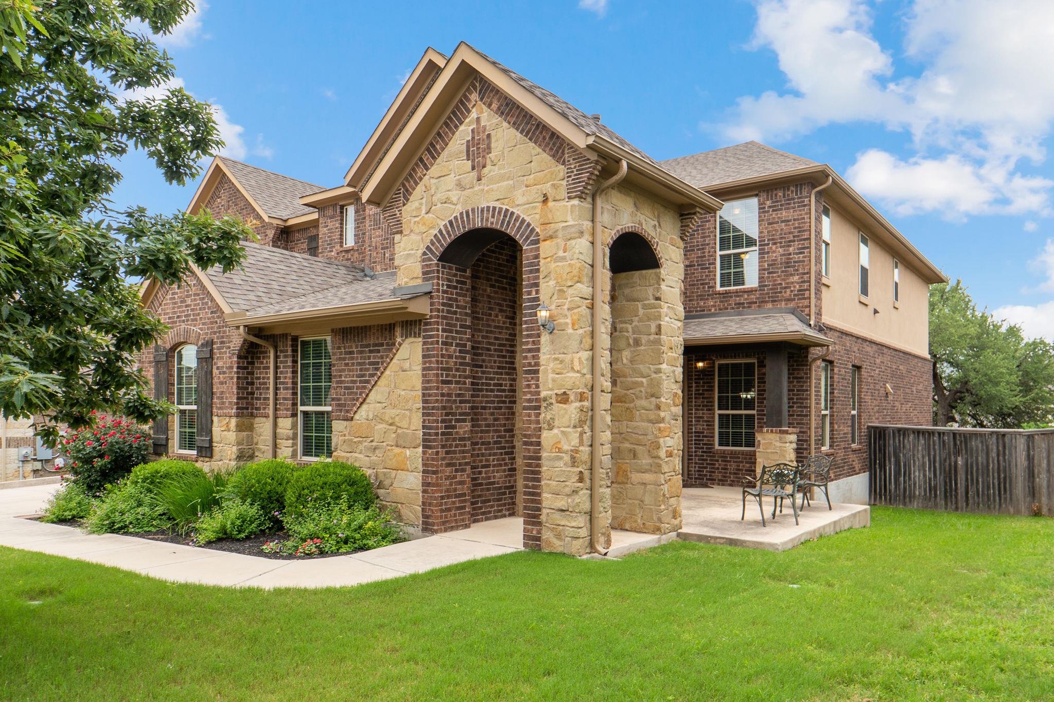 4229 Valley Oaks Drive Leander TX 78641