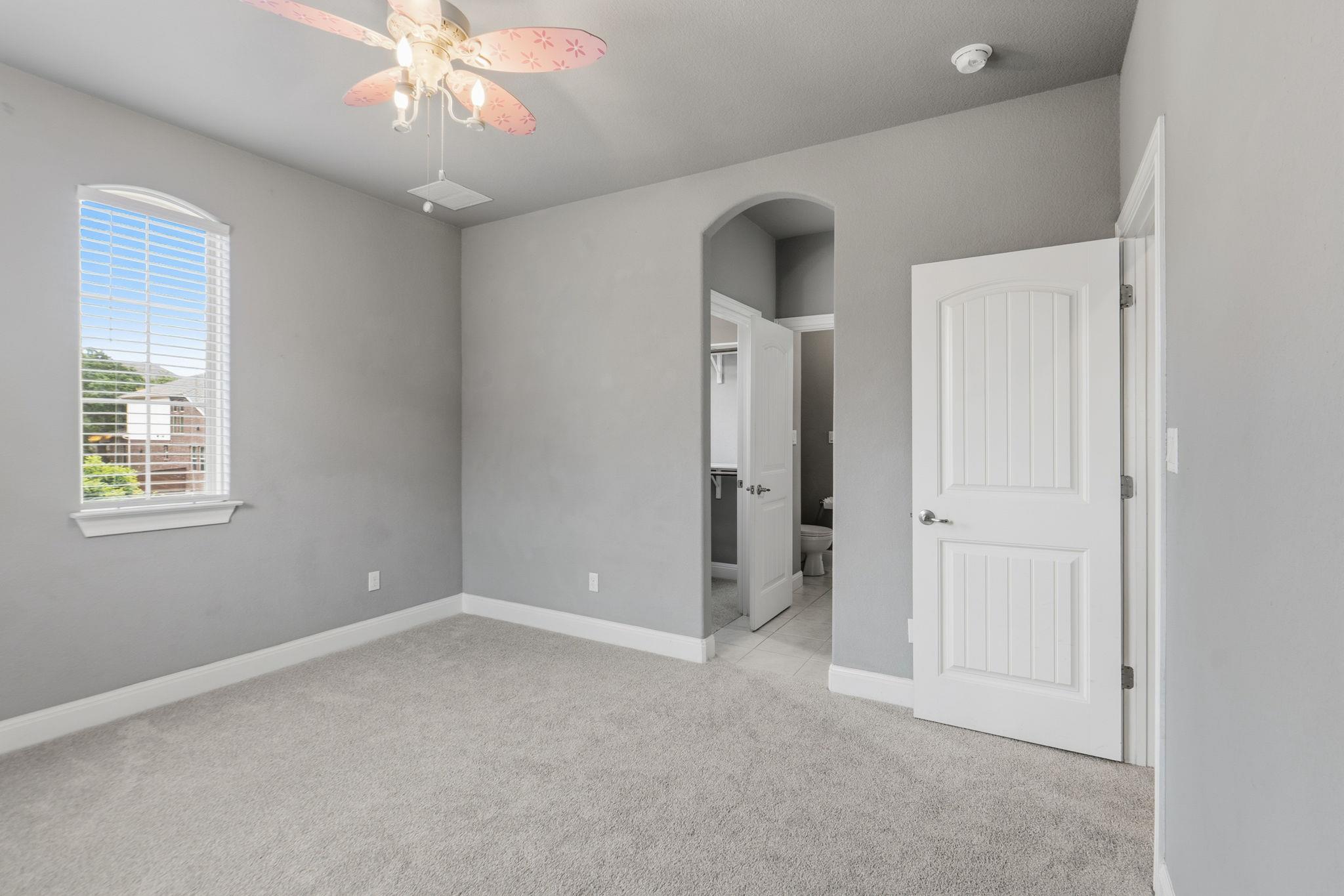 4229 Valley Oaks Drive Leander TX 78641