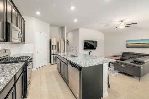 308 Babblebrook Way Hutto TX 78634